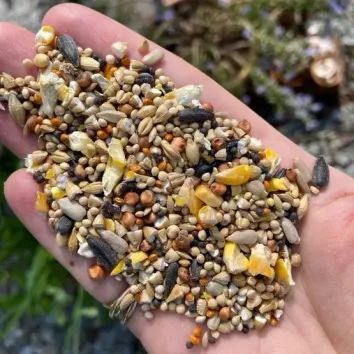 AHW2/AB12 Bird Seed Mix | Winter Farmland Bird Feed